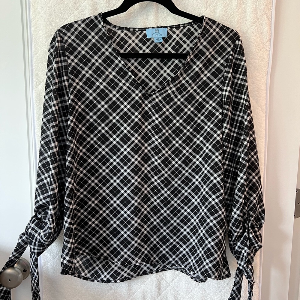 CeCe Black and White Plaid Long Sleeve Blouse